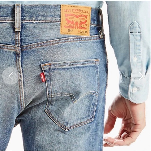 LEVIS 501 BUTTON FLY ORIGINAL FIT STRAIGHT MEN’s JEANS W34/L36 NEW NO TAGS - Picture 3 of 9